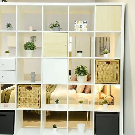 Апартаменти Smardan Street Serenity - Cozy Retreat In Bucharest's Core *