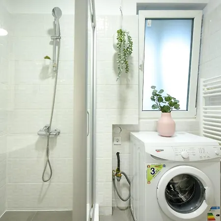 Lägenhet Smardan Street Serenity - Cozy Retreat In Bucharest's Core